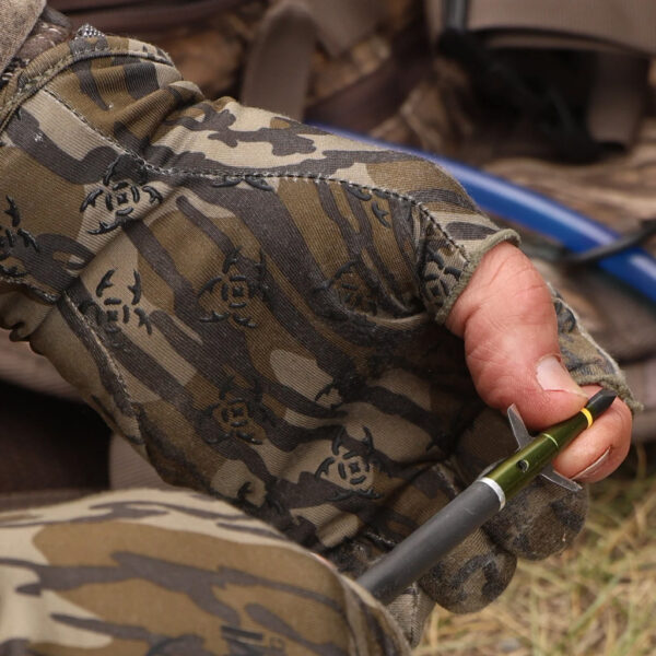 Nukem Grab'em Glove Mossy Oak Bottomlands S/M